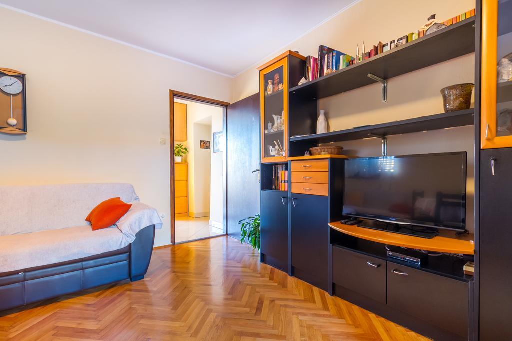 Apartment Manzoni Malinska Exterior foto