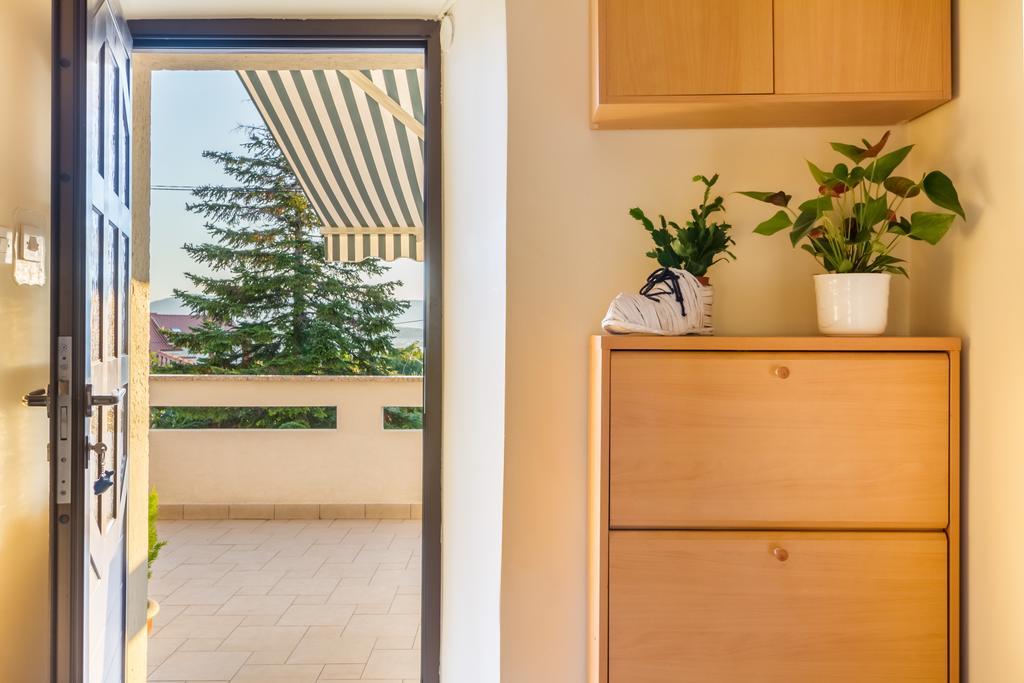 Apartment Manzoni Malinska Exterior foto